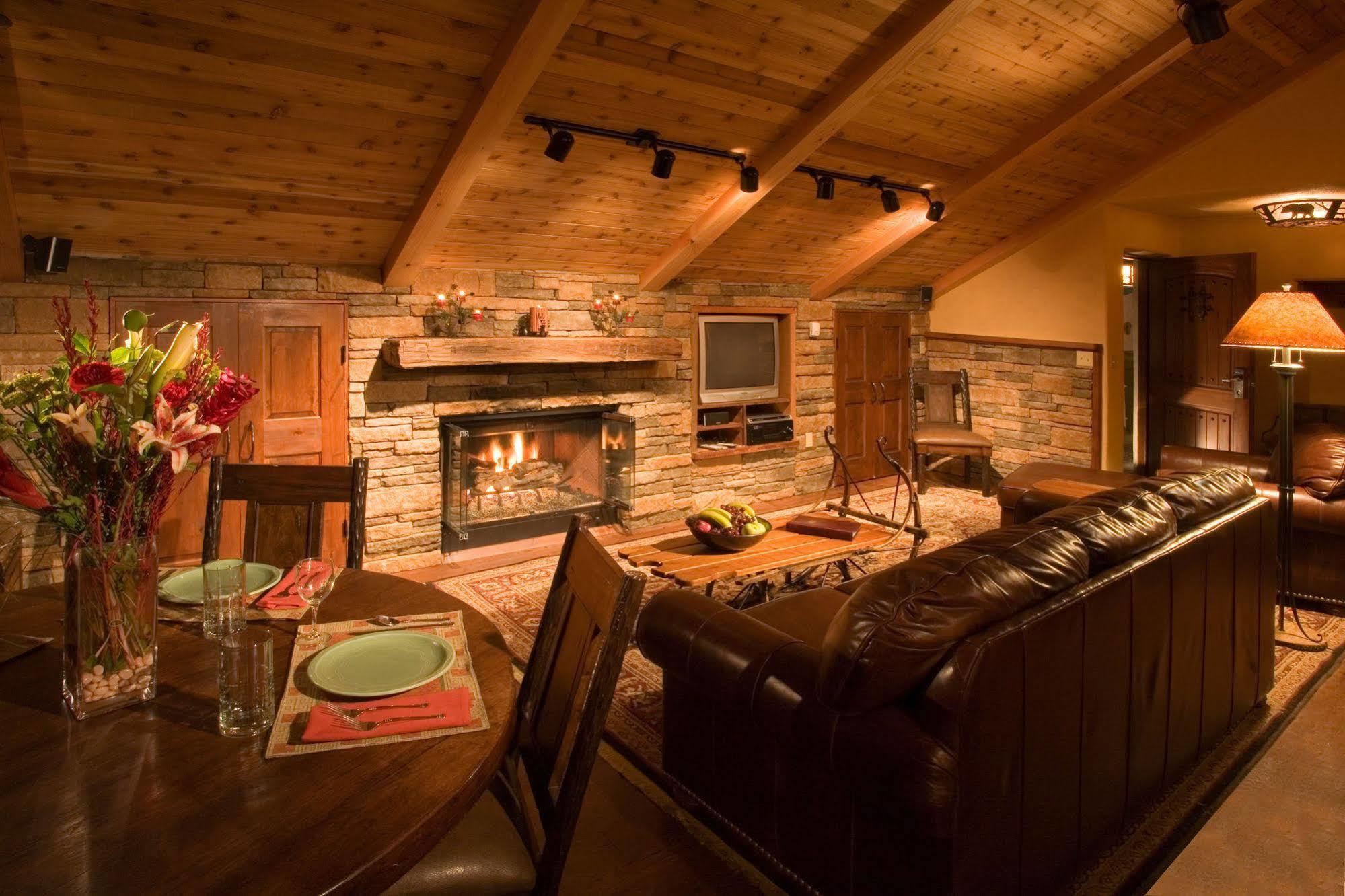 Alpine Village Suites وادي تاوس للتزلج المظهر الخارجي الصورة